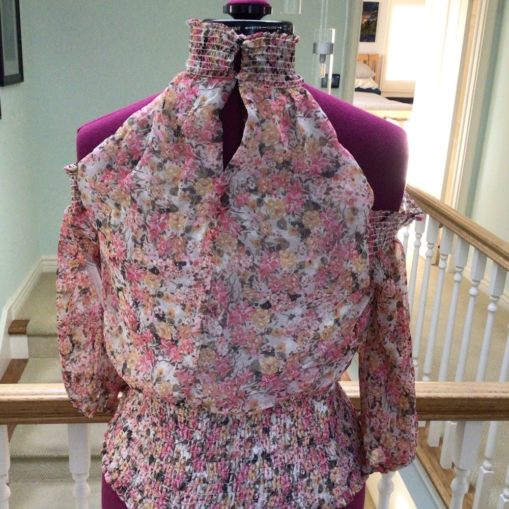 NWT 1. State Cold Shoulder lined Floral Top Women’s Medium - Picture 7 of 11